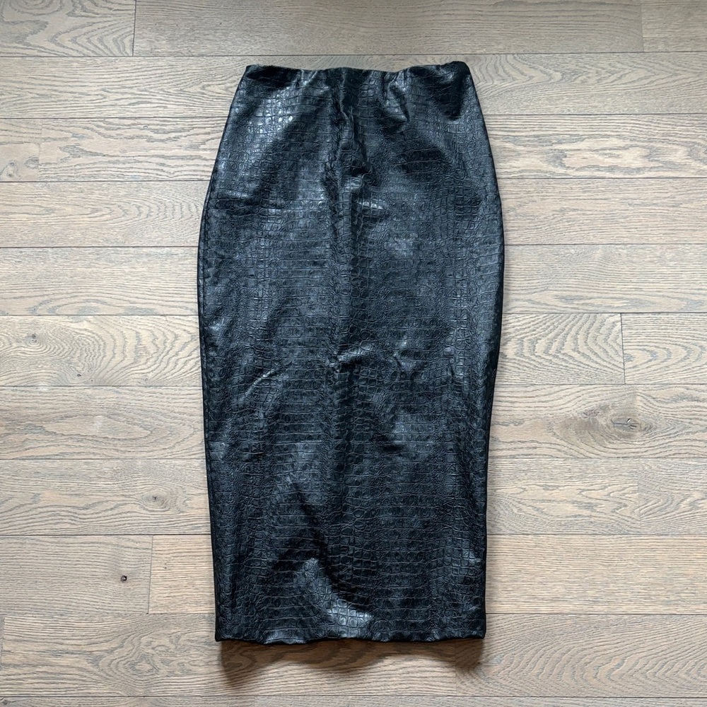Naked Wardrobe Black Crocodile Faux Leather Pencil Skirt